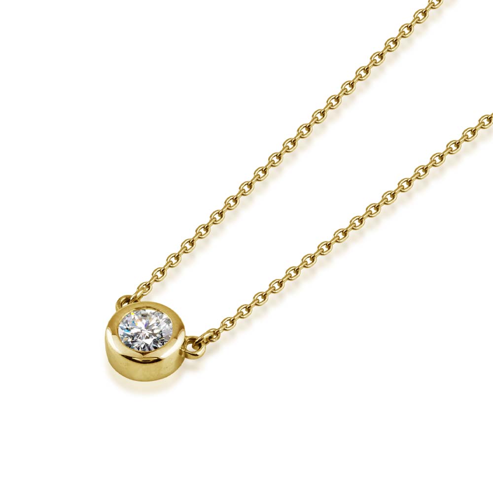 K18 モアサナイト ベゼルネックレス|0.3ct・0.5ct・1ct 白背景の商品画像