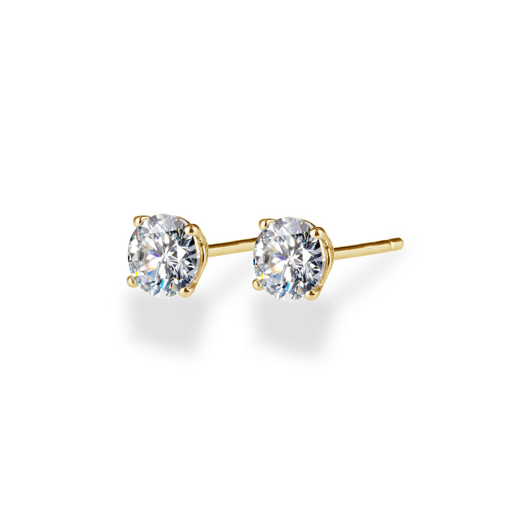SV925 4本爪 CZスタッドピアス|片耳ダイヤ換算0.3ct・0.5ct・1ct相当 白背景商品写真
