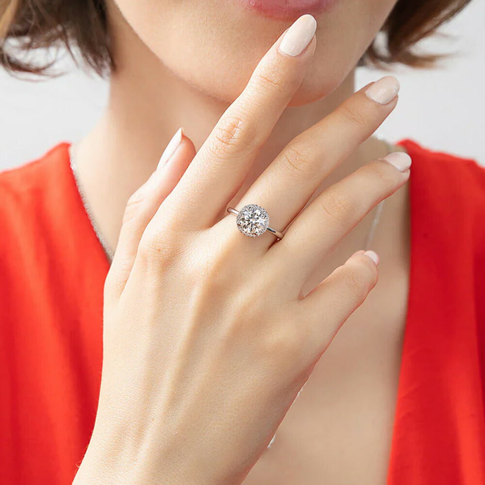 計1.75ct ヘイロー ラボグロウンダイヤモンド リング 着用イメージ