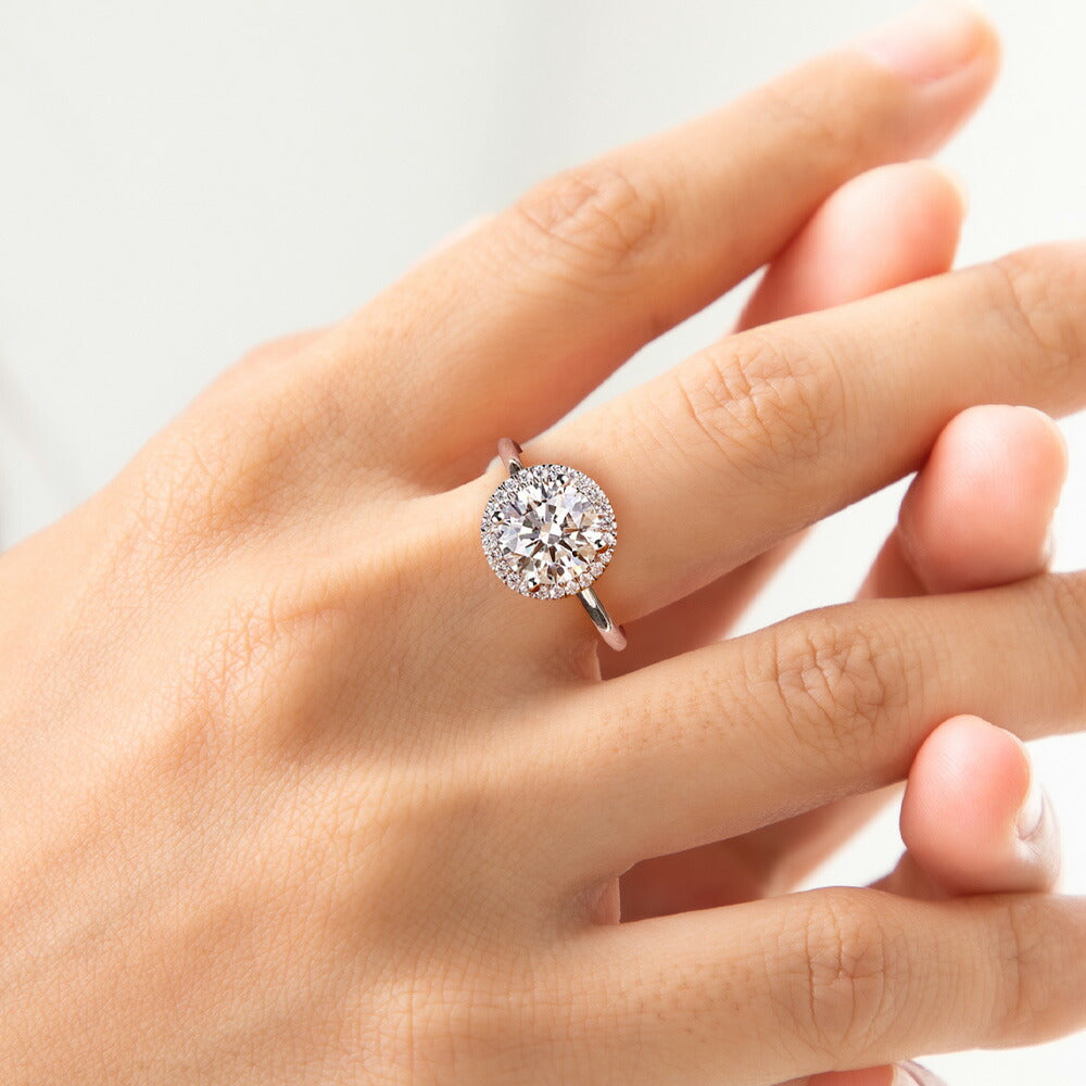 計1.75ct ヘイロー ラボグロウンダイヤモンド リング 着用イメージ