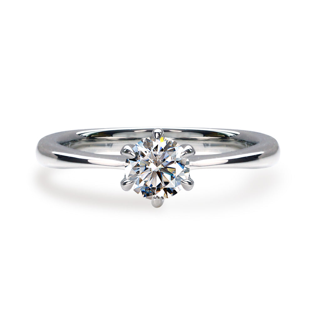 Pt900／K18 0.3ct モアサナイト 6本爪ソリティアリング 白背景の商品画像