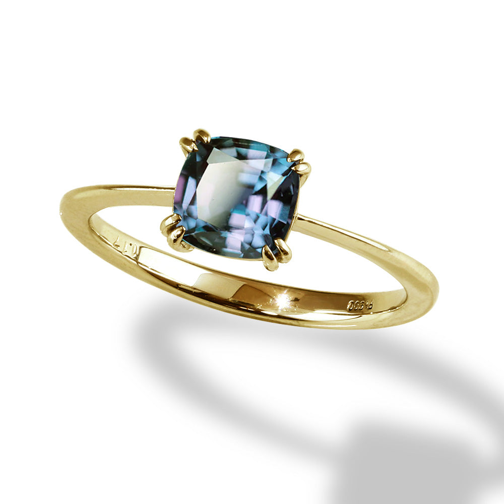 約1.2ct ラボグロウン・アレキサンドライト クッションカット リング Pt900／K18YG